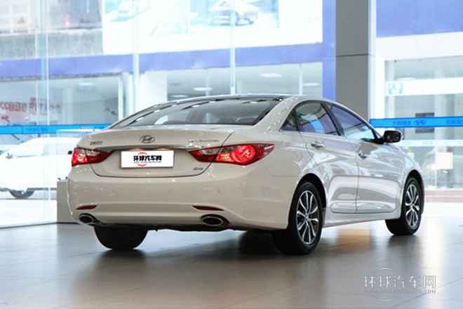 2013款 2.4L 自動領先版 國IV