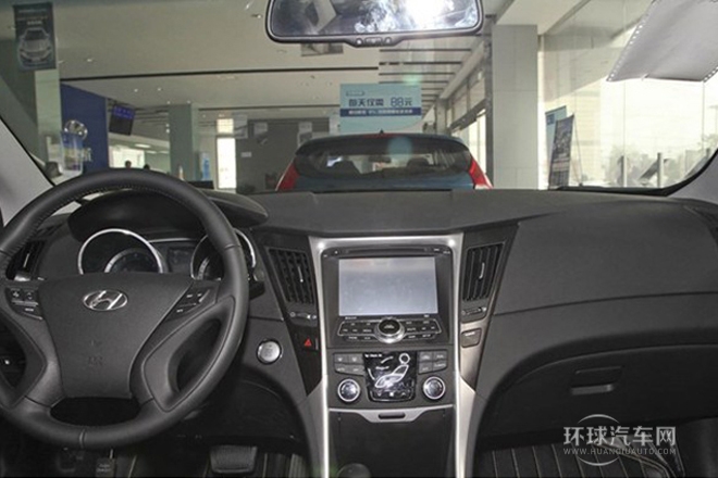 2013款 2.4L 自動豪華版 國IV