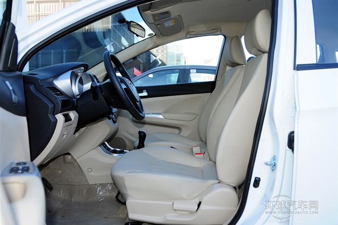 2014款 1.5L 手動標準型