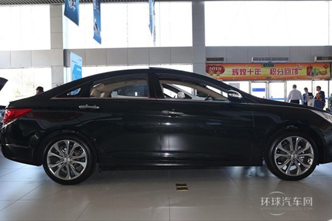 2013款 2.4L 自動豪華版 國IV