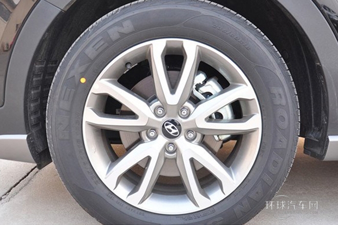 2013款 2.2T 四驅(qū)舒適版 7座