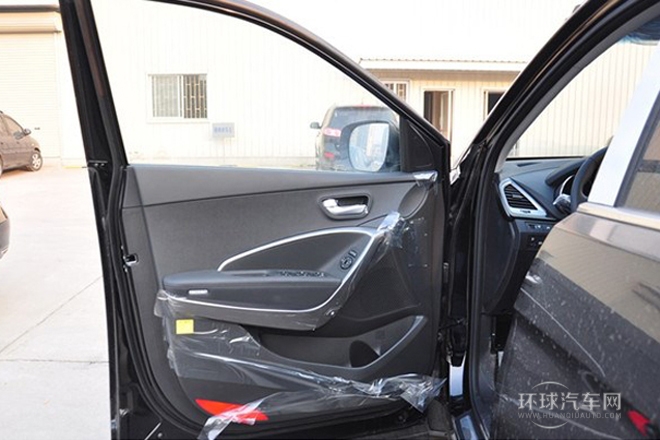 2013款 2.2T 四驅(qū)舒適版 7座