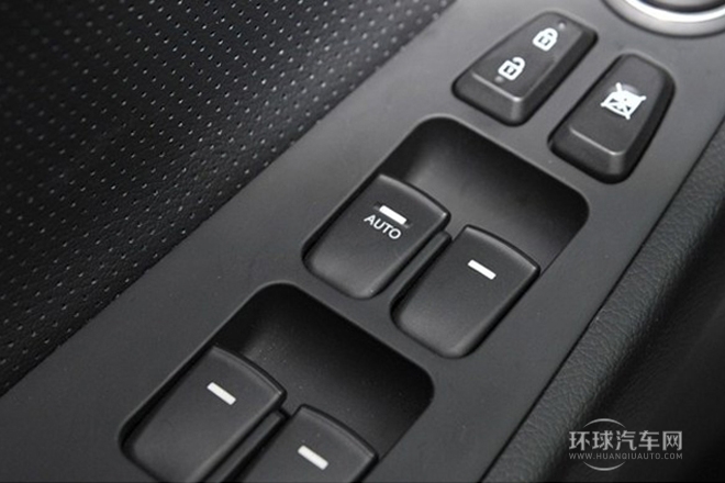 2013款 2.4L 自動(dòng)尊貴版 國(guó)IV