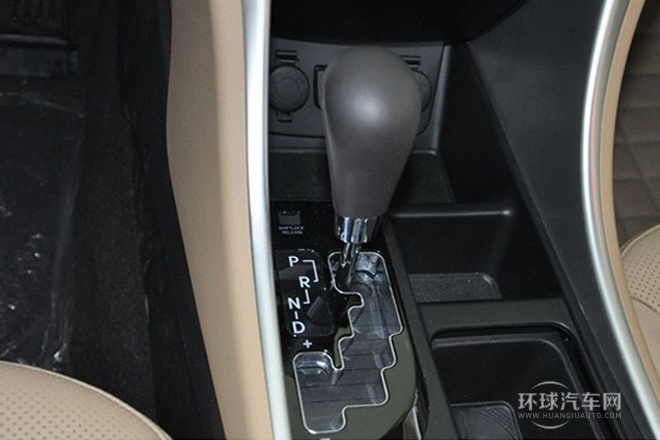 2013款 2.4L 自動尊貴版 國IV