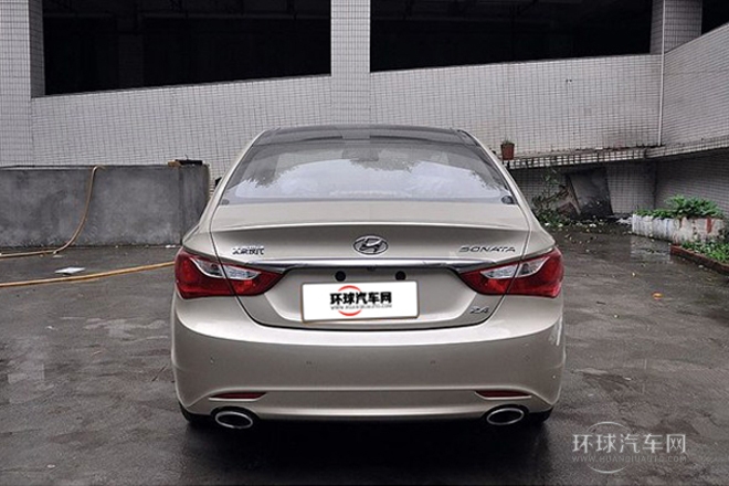 2013款 2.4L 自動尊貴版 國IV