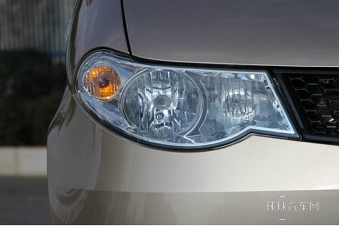 2013款 1.5L標(biāo)準(zhǔn)型L2B