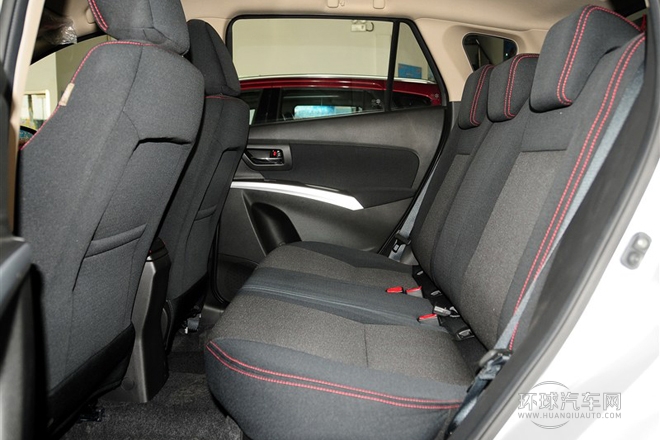 2014款 1.6L 手動兩驅進取型