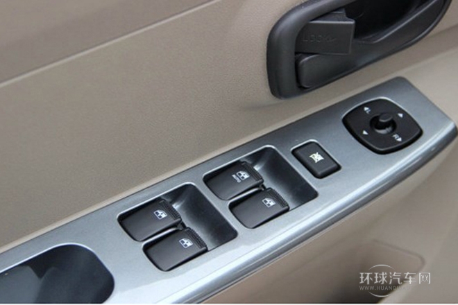 2013款 1.5L舒適型L2B