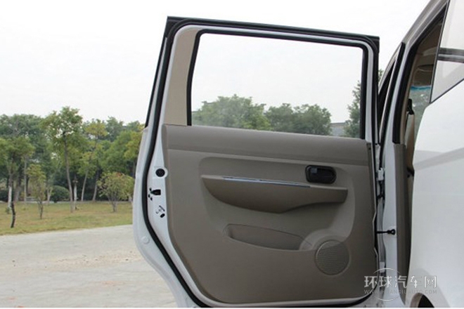 2013款 1.5L舒適型L2B