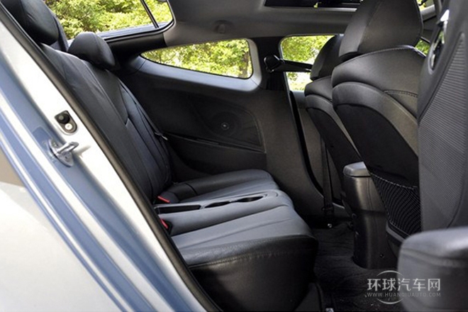 2011款 1.6L 自動旗艦版