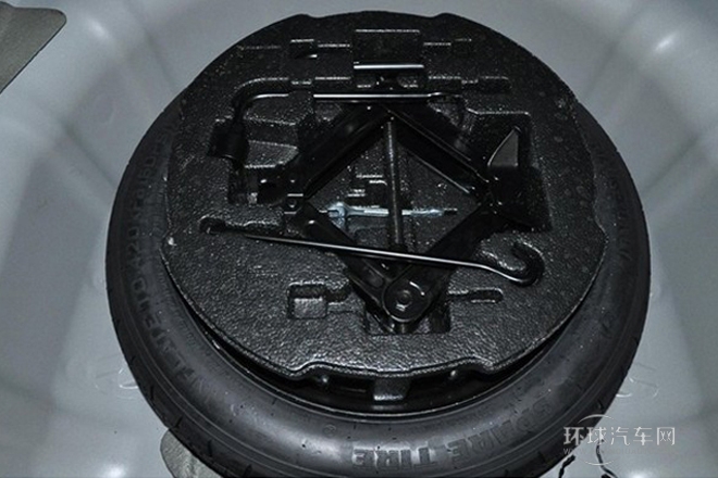 2013款 2.4L 自動領(lǐng)先版 國V