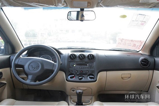 2013款 1.5L豪華型L2B