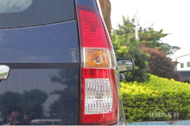 2013款 1.5L豪華型L2B