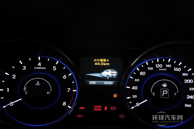 2013款 2.4L 自動領先版 國V