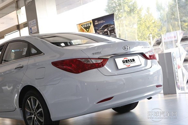 2013款 2.4L 自動領先版 國V