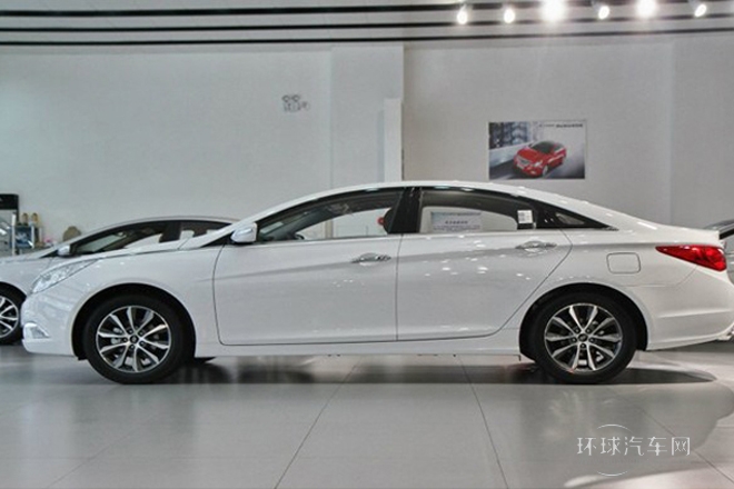 2013款 2.4L 自動領先版 國V