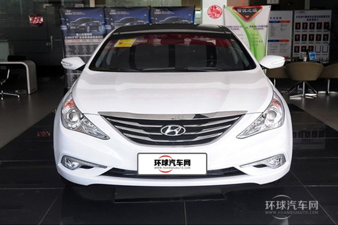 2013款 2.4L 自動領(lǐng)先版 國V