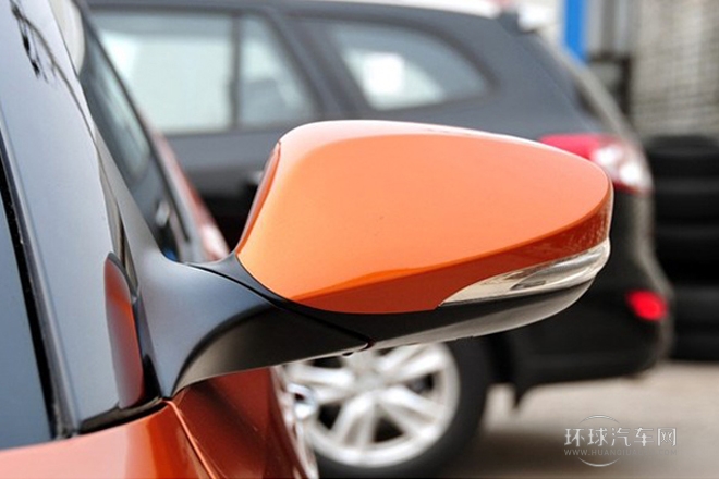 2011款 1.6L 自動尊享版