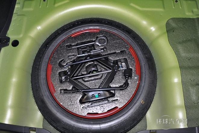 2011款 1.6L 手動舒適版