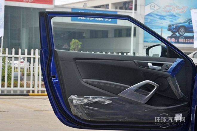 2012款 1.6T 自動旗艦版