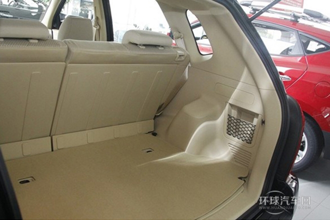 2013款 2.0L 手動兩驅舒適型