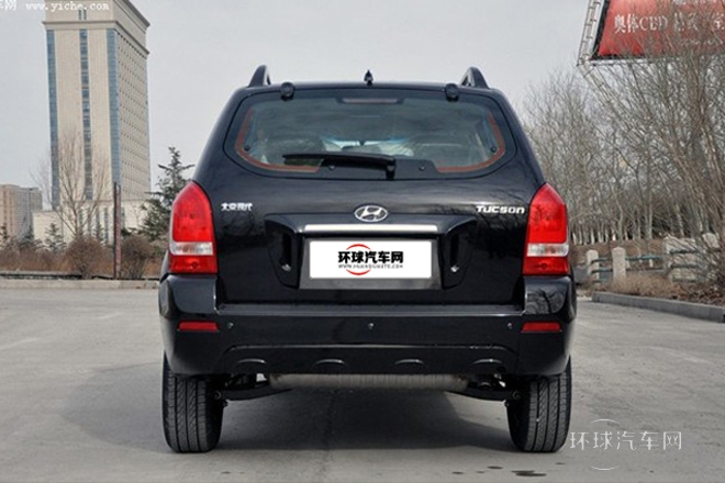 2013款 2.0L 手動兩驅舒適型