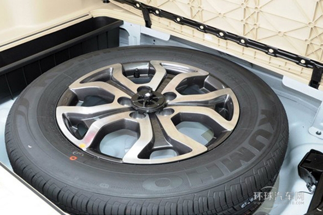 2013款 2.0L 手動兩驅時尚型