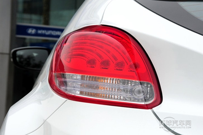 2012款 1.6T 自動(dòng)豪華版