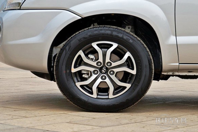 2013款 2.0L 自動(dòng)兩驅(qū)舒適型