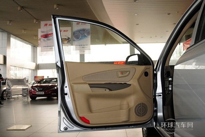 2013款 2.0L 自動(dòng)兩驅(qū)舒適型