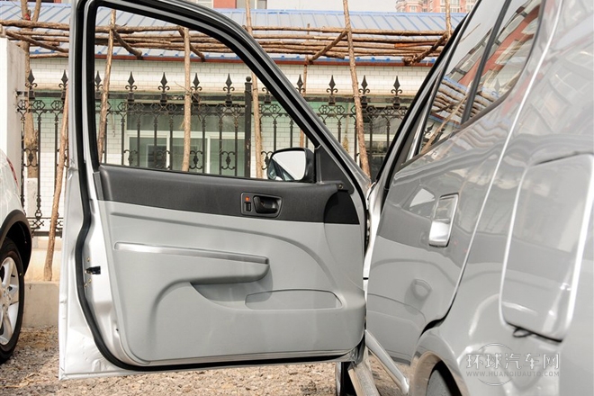 2012款 1.3L 舒適型