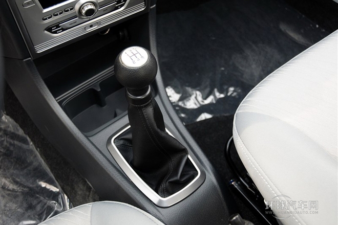 2012款 1.3L 舒適型