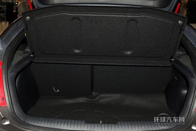 2012款 1.6T 手動舒適版