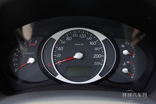 2013款 2.0L 手動四驅豪華型