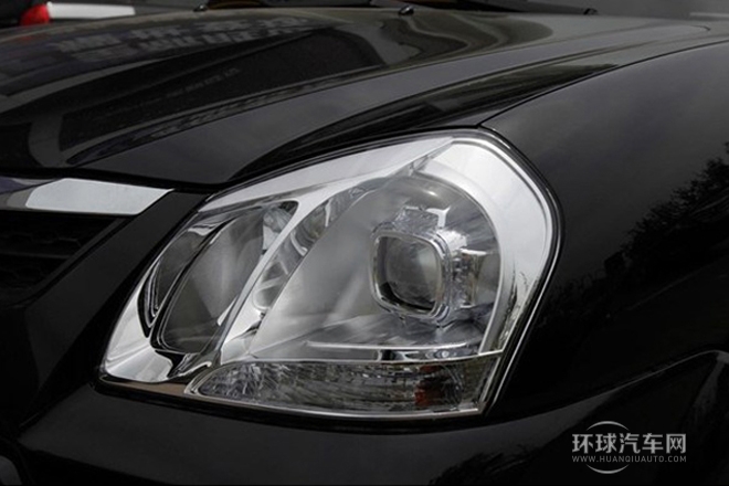 2013款 2.0L 手動四驅豪華型