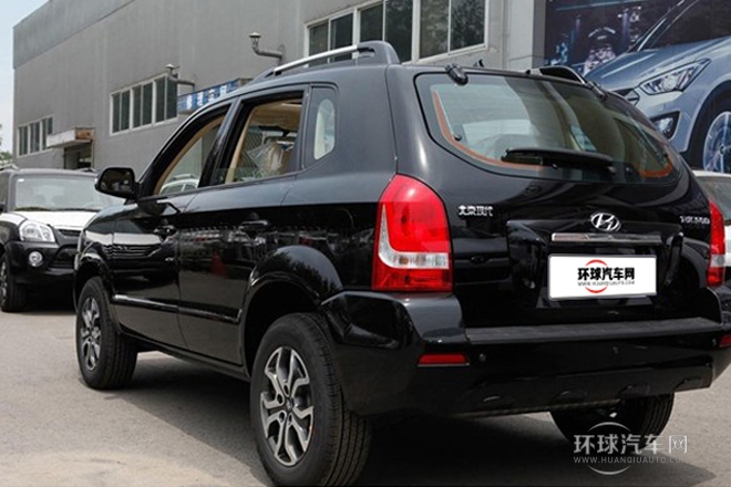 2013款 2.0L 手動四驅豪華型