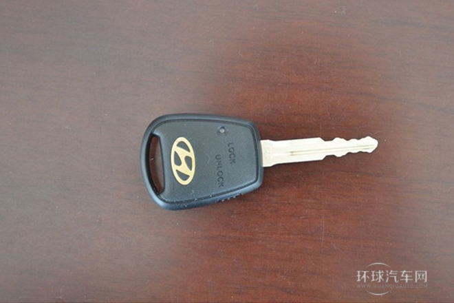 2011款 2.4L 領(lǐng)航版