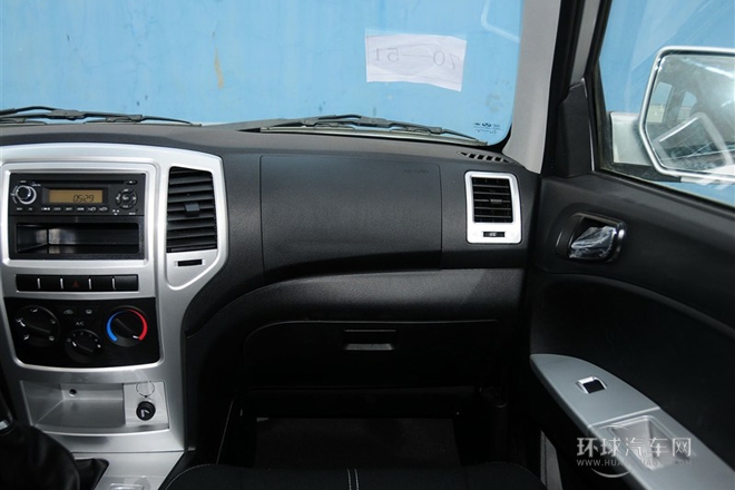 2011款 2.4L 兩驅運動豪華版