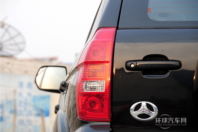 2011款 2.0L 兩驅都市豪華版