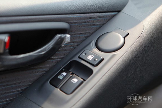 2011款 2.4L 舒適版