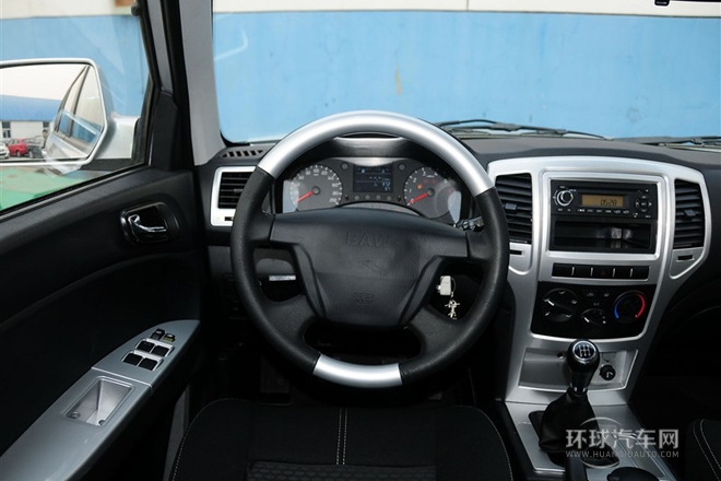 2011款 2.0L 兩驅都市舒適版