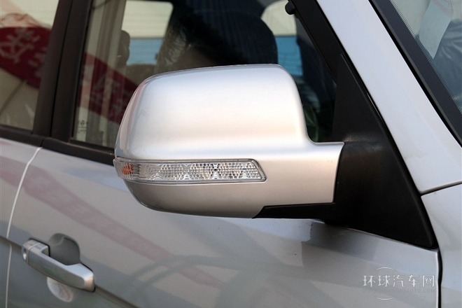 2011款 2.0L 兩驅都市舒適版