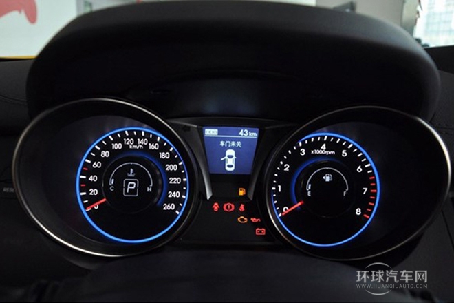 2012款 2.0T 自動豪華版