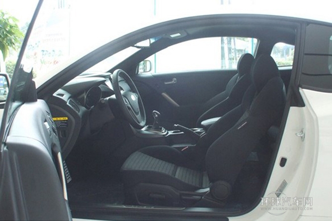 2012款 2.0T 手動酷動版