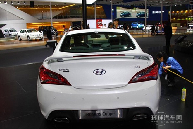 2012款 2.0T 手動酷動版