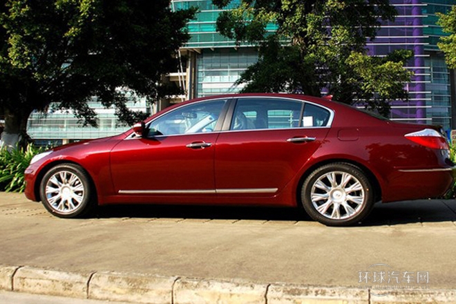 2012款 3.3L GDI尊貴版