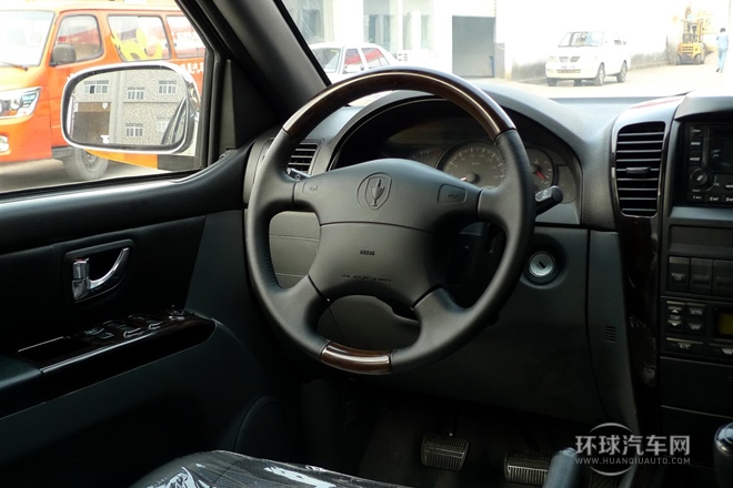 2011款 2.0L 手動兩驅舒適型