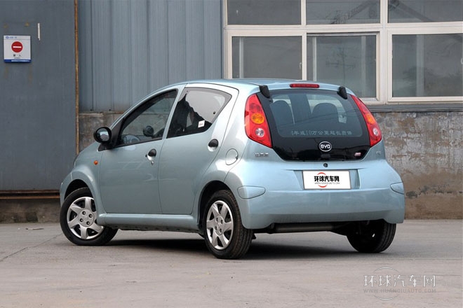 2013款 1.0L AMT 鉉酷型