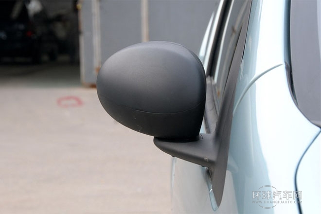 2013款 1.0L AMT 鉉酷型