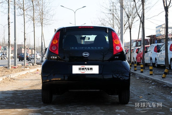 2012款 1.0L 鉉酷型